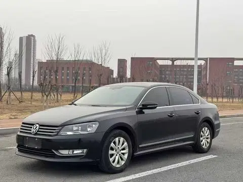 Volkswagen Passat 2011