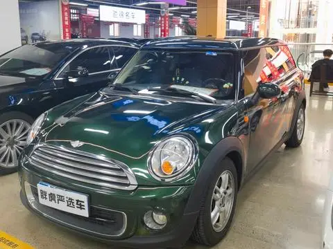 MINI CLUBMAN 2011