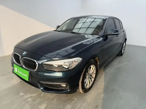 BMW 1 Series 2015 — фото 1