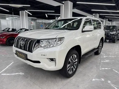 Toyota Prado 2023