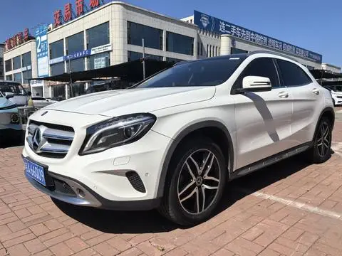 Mercedes-Benz GLA 2016