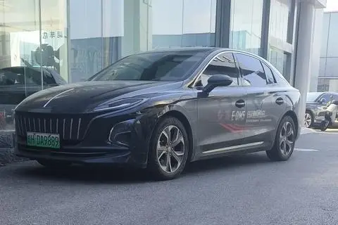 Hongqi E-QM5 2021