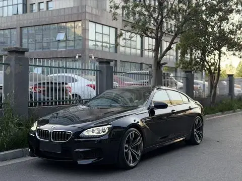 BMW M6 2013