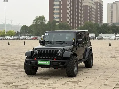 Jeep 牧马人 2015
