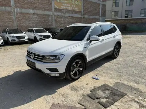 Volkswagen Tiguan L 2019 — фото 1
