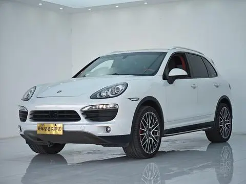 Porsche Cayenne 2011 — фото 1