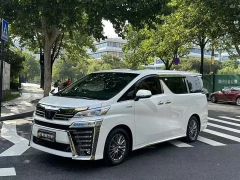 Toyota Alphard 2021 — фото 1