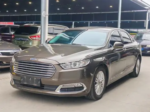 Ford 金牛座 2017