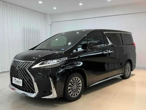 Lexus LM 2020