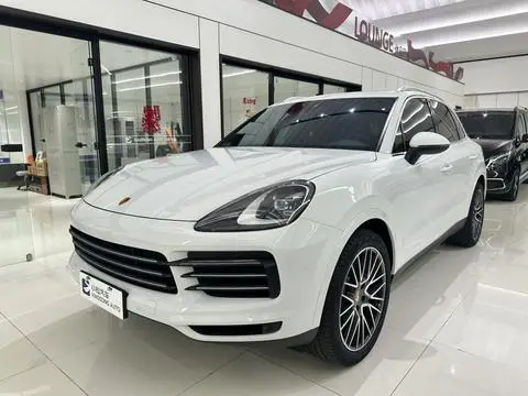 Porsche Cayenne 2022
