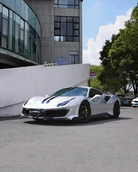 Ferrari 488 2018