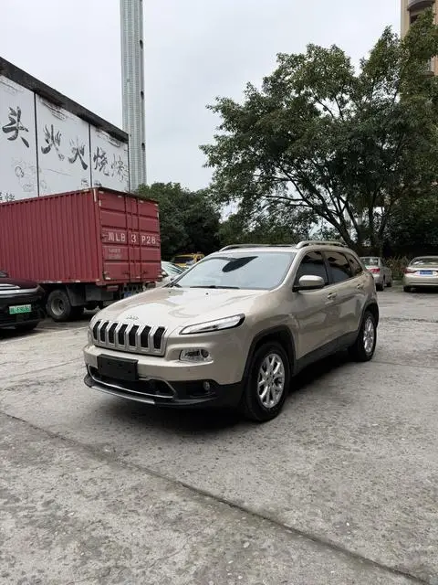 Jeep 自由光 2016