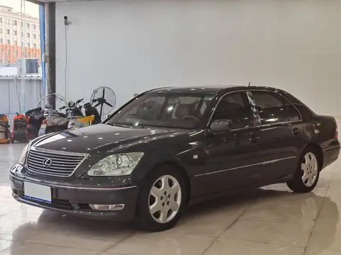 Lexus LS 2005