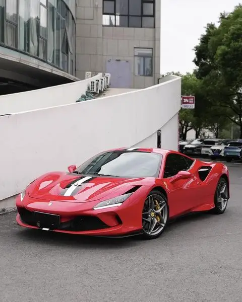Ferrari F8 2019