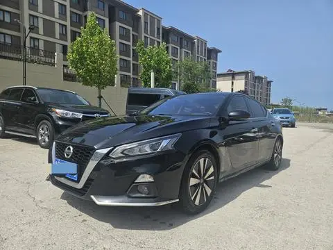 Nissan Teana 2021