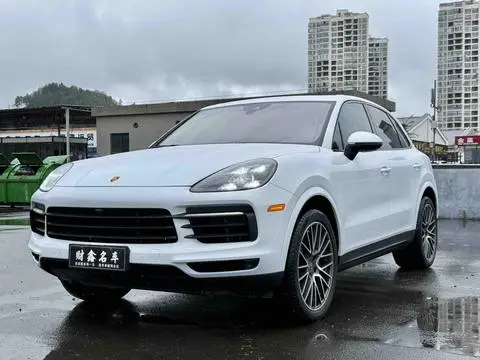 Porsche Cayenne 2021 — фото 1