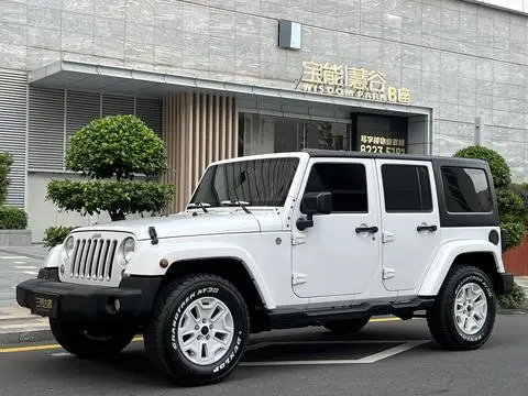 Jeep 牧马人 2015