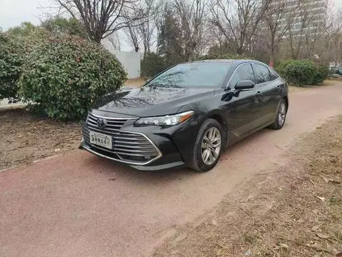 Toyota 亚洲龙 2019