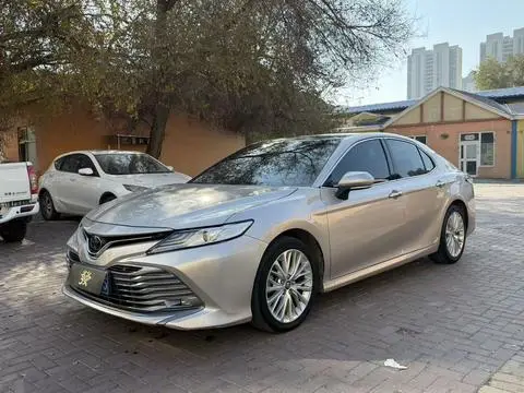 Toyota Camry 2019