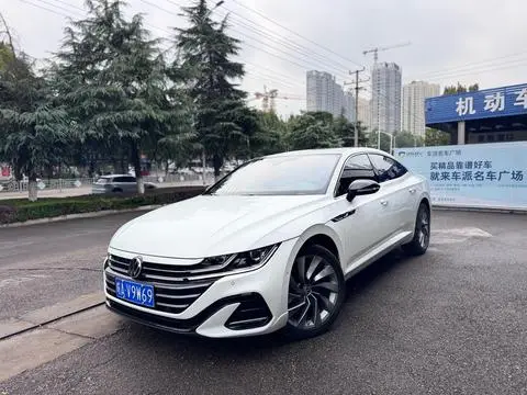 Volkswagen CC 2024