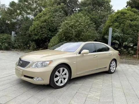 Lexus LS 2006