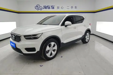 Volvo XC40 2021