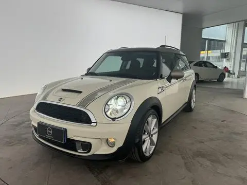 MINI CLUBMAN 2013