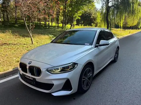 BMW 1 Series 2021