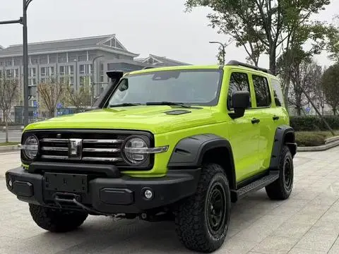 TANK 300 2022