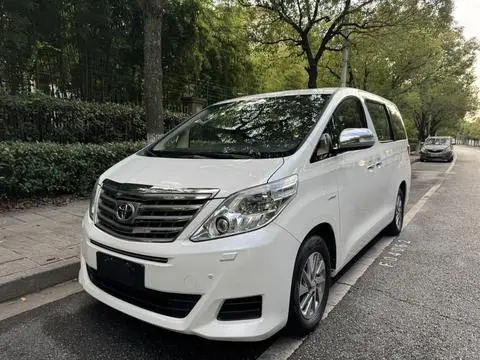 Toyota Alphard 2014 — фото 1