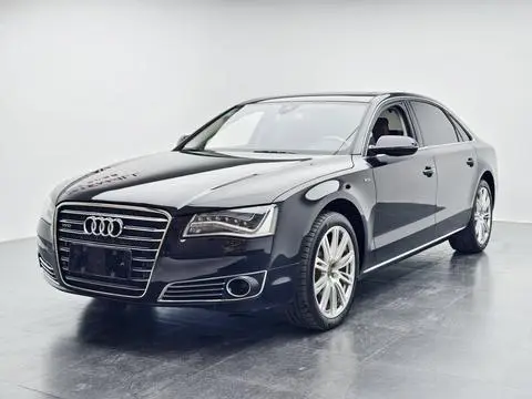 Audi A8 2013