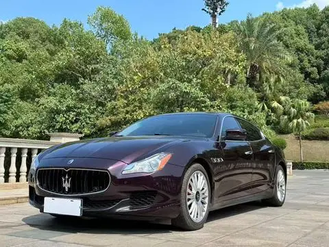 Maserati Quattroporte 2015