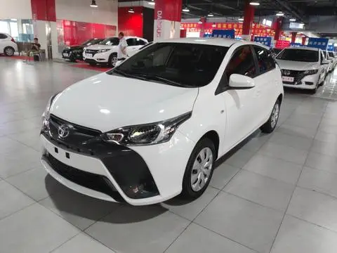 Toyota YARIS L 2020
