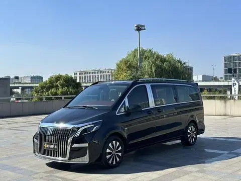Mercedes-Benz 威霆 2023