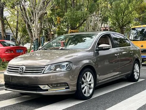 Volkswagen Magotan 2013