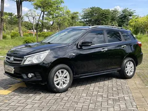 Venucia T70 2015