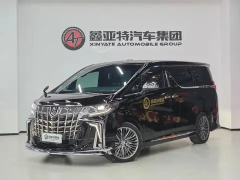 Toyota 埃尔法 2018 — фото 1