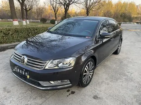 Volkswagen Magotan 2012
