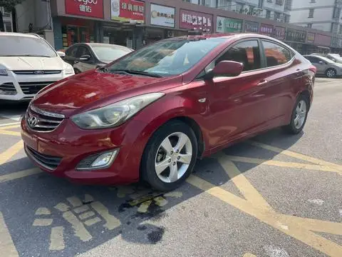 Hyundai Elantra Langdong 2012