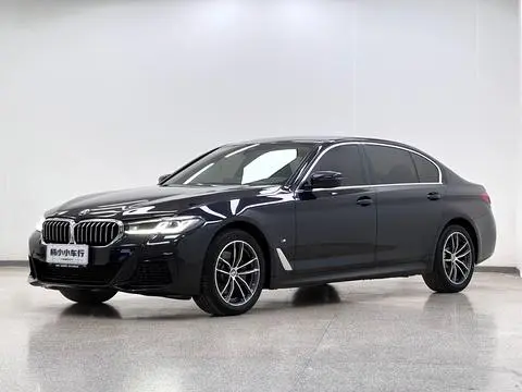 BMW 5 Series 2022 — фото 1