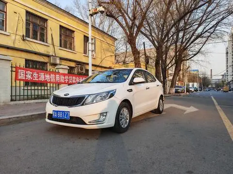 Kia K2 2012
