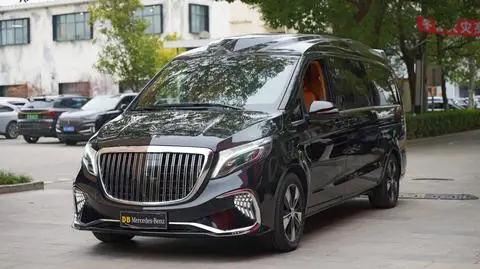 Mercedes-Benz V-Class 2019 — фото 1