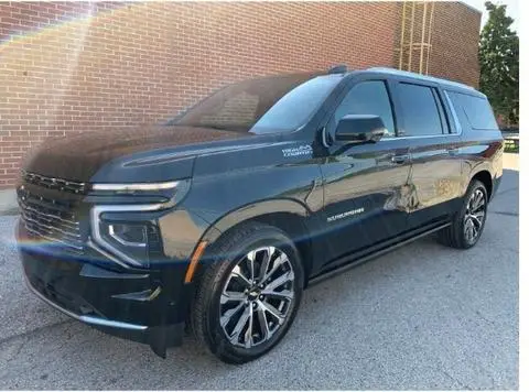 Chevrolet Suburban 2025