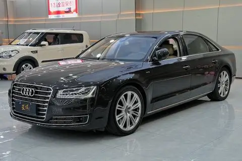 Audi A8 2014