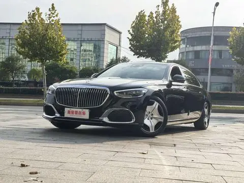 Mercedes-Benz 迈巴赫S-Class 2024