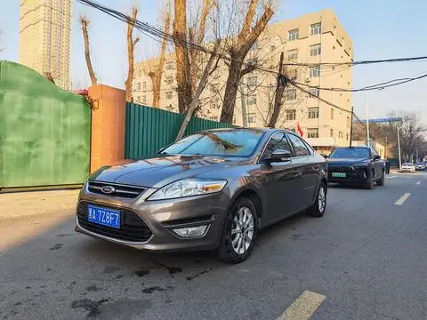 Ford 蒙迪欧-致胜 2011