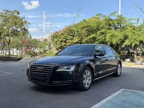 Audi A8 2011