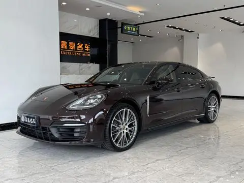 Porsche Panamera 2023
