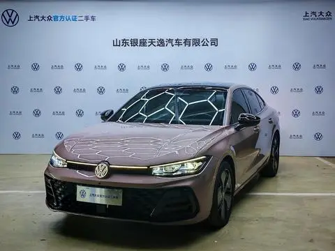 Volkswagen Passat 2025