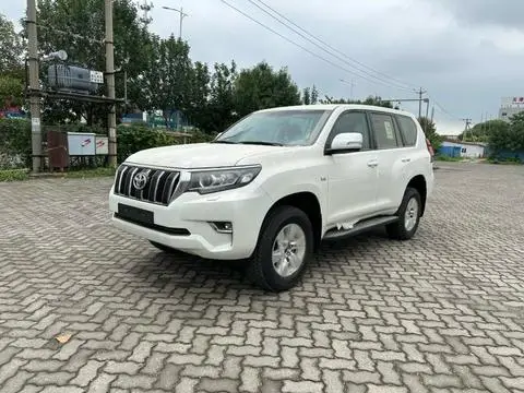 Toyota Prado 2023